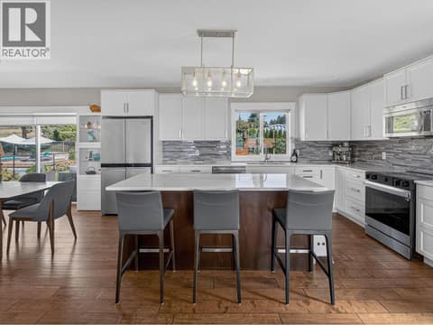 Photo 12 of 2715 Boucherie Road, Lakeview Heights, West Kelowna