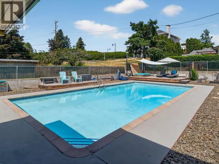 Photo 6 of 2715 Boucherie Road, Lakeview Heights, West Kelowna