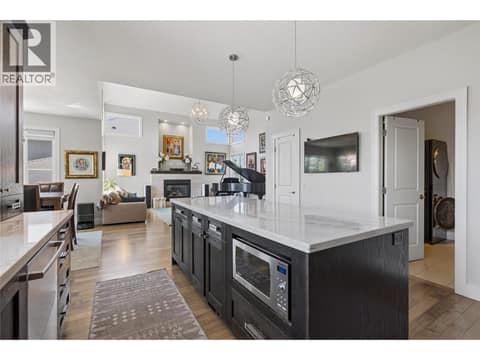 Photo 18 of 147 Skyland Drive, Wilden, Kelowna