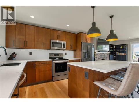 Photo 10 of 5309 Spalding Road, North BX, Vernon