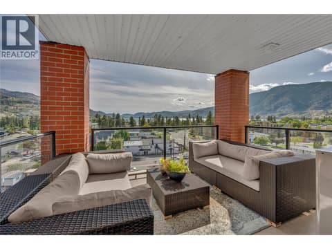 Photo 4 of 3388 Skaha Lake Road Unit# 807, Main South, Penticton