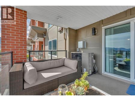 Photo 6 of 3388 Skaha Lake Road Unit# 807, Main South, Penticton