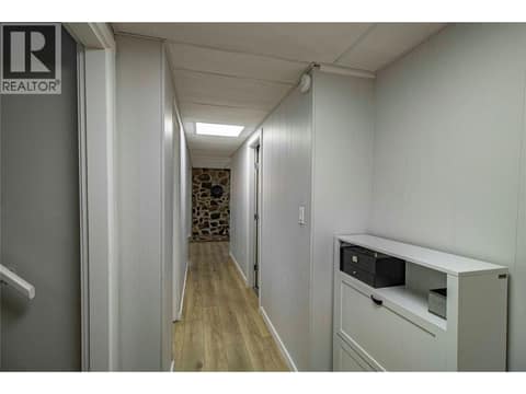 Photo 22 of 1605 Carmi Avenue, Columbia/Duncan, Penticton