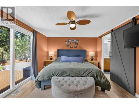 Photo 12 of 3115 JUNIPER Drive, Naramata Rural