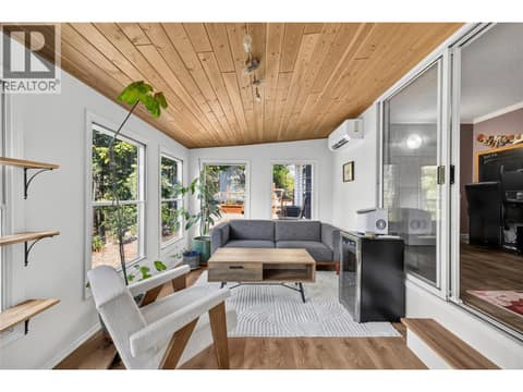 Photo 23 of 3115 JUNIPER Drive, Naramata Rural