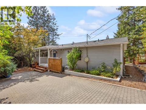 Photo 29 of 3115 JUNIPER Drive, Naramata Rural