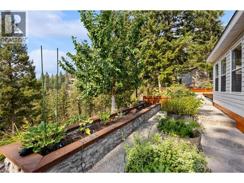Photo 38 of 3115 JUNIPER Drive, Naramata Rural