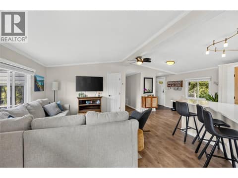 Photo 7 of 3115 JUNIPER Drive, Naramata Rural