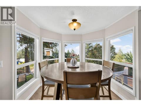 Photo 8 of 3115 JUNIPER Drive, Naramata Rural