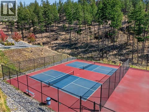 Tennis & pickleball courts at 3555 Boxwood Road, McKinley Landing, Kelowna