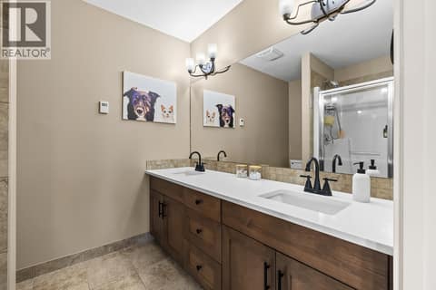 Primary Ensuite. at 2283 Shannon Heights Court Unit# 6, Shannon Lake, West Kelowna
