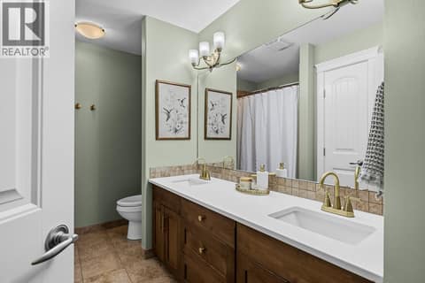 Top floor bathroom. at 2283 Shannon Heights Court Unit# 6, Shannon Lake, West Kelowna