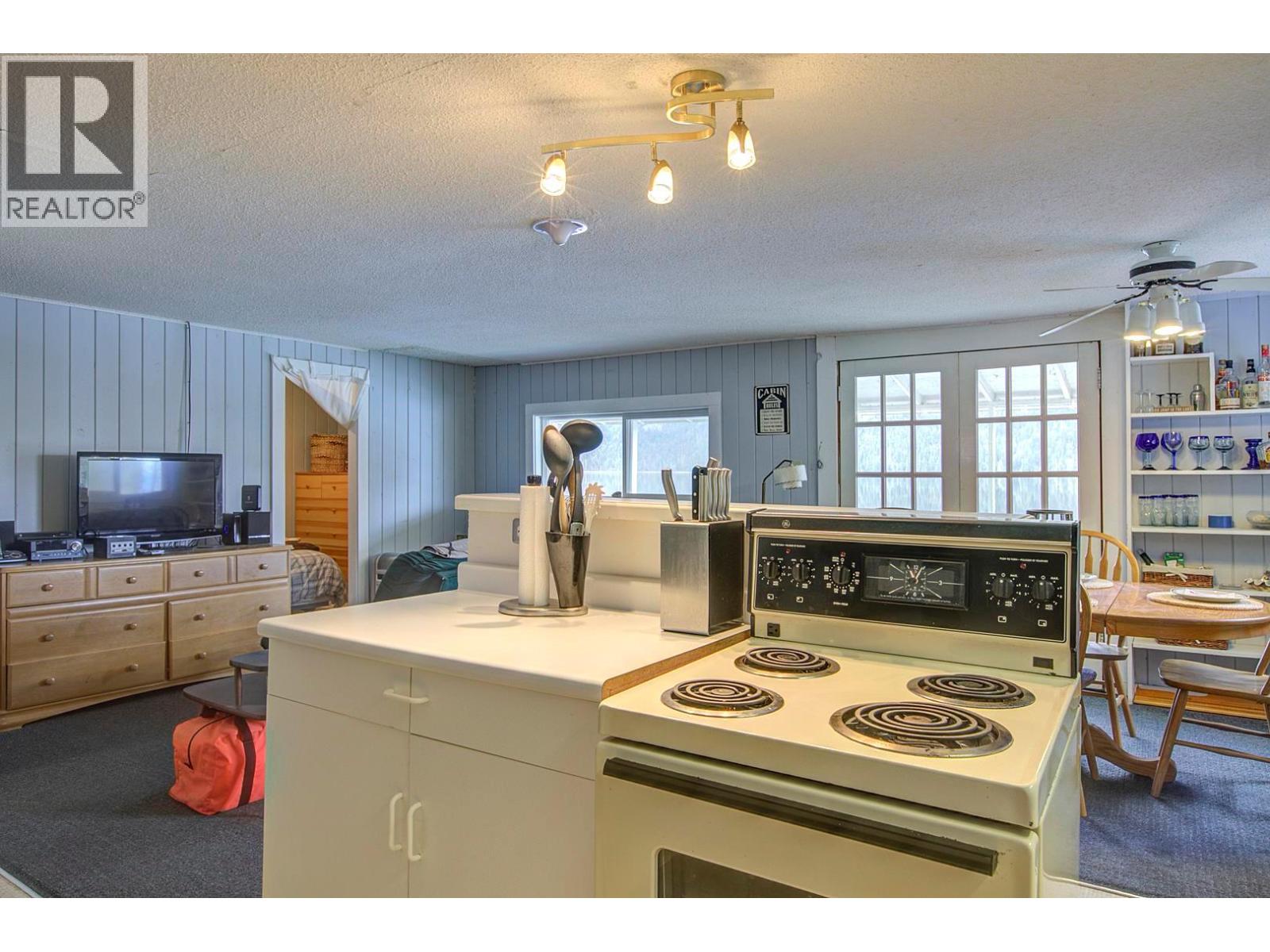 Photo 14 of 3602 Mabel Lake Road Unit# 5, Mabel Lake South, Lumby