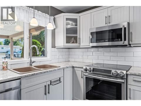 Photo 5 of 2107 43 Avenue Unit# 25, Harwood, Vernon