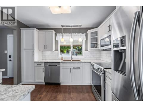 Photo 6 of 2107 43 Avenue Unit# 25, Harwood, Vernon