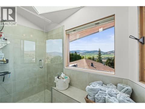 Photo 32 of 3047 Sunnyview Road, Bella Vista, Vernon