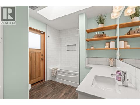 Photo 36 of 3047 Sunnyview Road, Bella Vista, Vernon