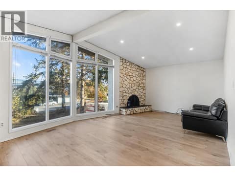 Photo 4 of 2650 Thacker Drive, Lakeview Heights, West Kelowna