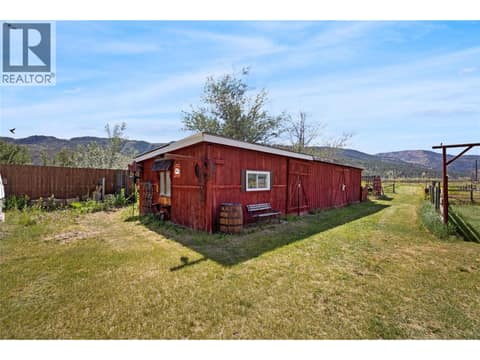 Photo 33 of 212 Carr Crescent, Oliver Rural