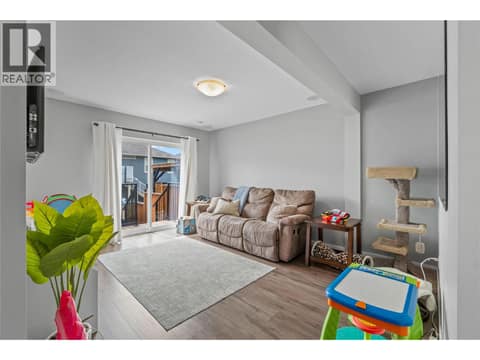 Photo 17 of 2592 Crestline Street Unit# 9, Brocklehurst, Kamloops