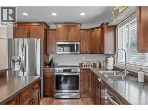Photo 7 of 2592 Crestline Street Unit# 9, Brocklehurst, Kamloops