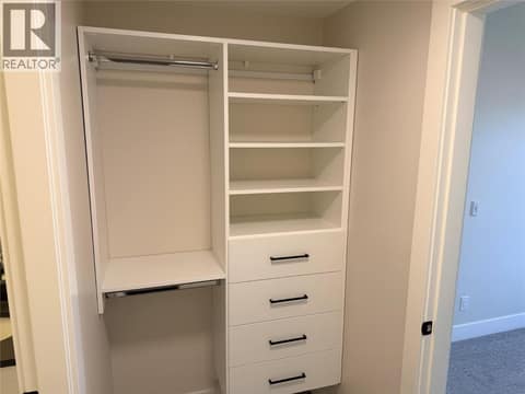 Photo 8 of 2171 Van Horne Drive Unit# 207, Aberdeen, Kamloops
