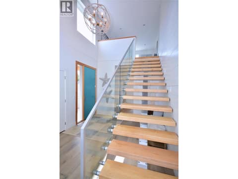 2018 Photo at 488 Morrison Avenue, Kelowna South