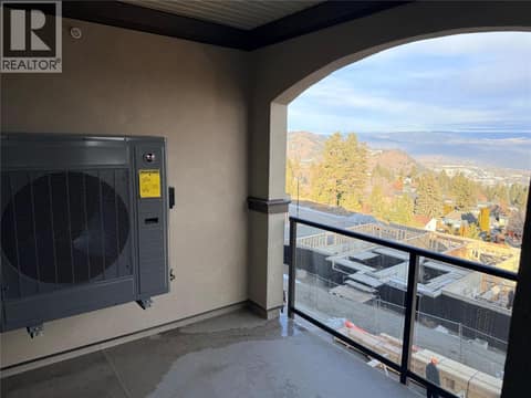 Photo 12 of 2171 Van Horne Drive Unit# 102, Aberdeen, Kamloops