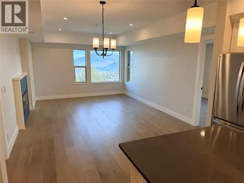 Photo 3 of 2171 Van Horne Drive Unit# 102, Aberdeen, Kamloops