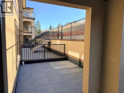 Photo 8 of 2171 Van Horne Drive Unit# 105, Aberdeen, Kamloops