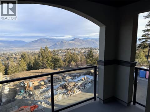 Photo 13 of 2171 Van Horne Drive Unit# 302, Aberdeen, Kamloops