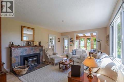 Photo 6 of 4910 GARTRELL Road, Summerland Rural