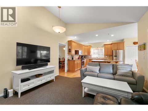 Photo 18 of 294 Knightsbridge Way, North Glenmore, Kelowna