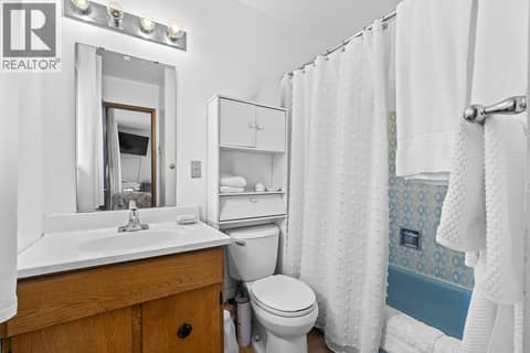 UPPER LEVEL ENSUITE at 3490 Paynter Road, Westbank Centre, West Kelowna
