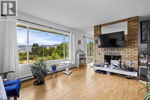 UPPER LEVEL LIVING ROOM at 3490 Paynter Road, Westbank Centre, West Kelowna