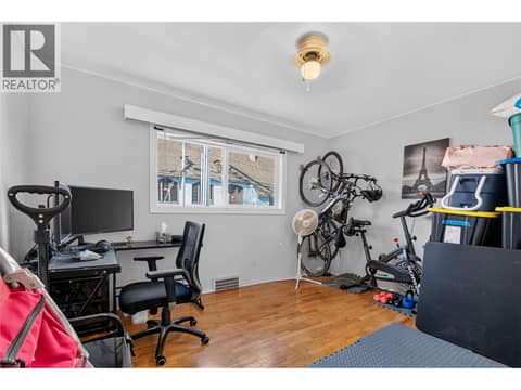 Photo 8 of 689 Ellis Street, Main North, Penticton