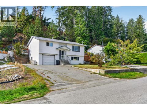 Photo 1 of 3246 McGinnis Road, Glenrosa, West Kelowna
