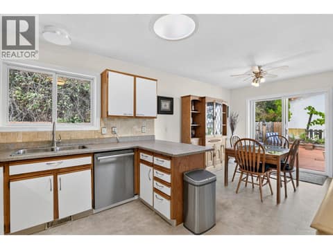 Photo 12 of 3246 McGinnis Road, Glenrosa, West Kelowna