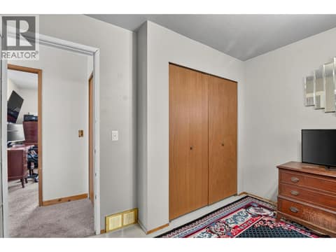 Photo 18 of 3246 McGinnis Road, Glenrosa, West Kelowna