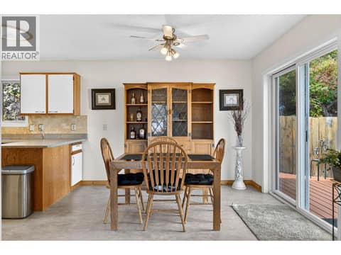 Photo 5 of 3246 McGinnis Road, Glenrosa, West Kelowna
