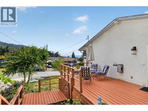 Photo 9 of 3246 McGinnis Road, Glenrosa, West Kelowna