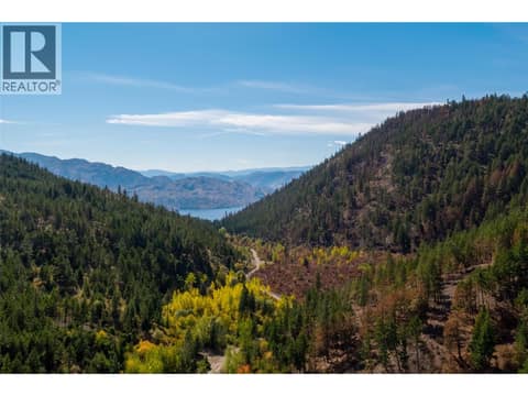Photo 4 of 3250 97 Highway, Glenrosa, West Kelowna