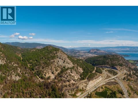 Photo 8 of 3250 97 Highway, Glenrosa, West Kelowna