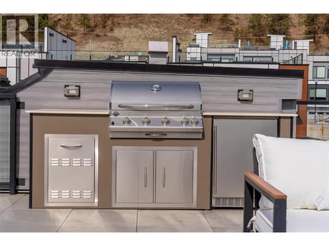 Built in BBQ at 2100 Campbell Place Unit# 154, Lakeview Heights, West Kelowna