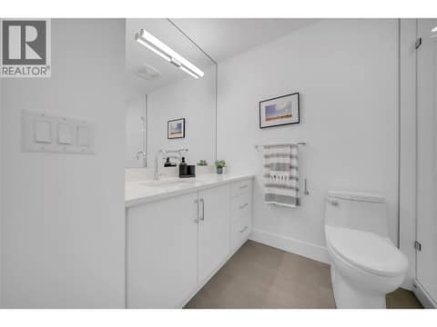 Lower level full bathroom at 2100 Campbell Place Unit# 154, Lakeview Heights, West Kelowna