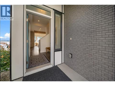 Welcoming from entrance at 2100 Campbell Place Unit# 154, Lakeview Heights, West Kelowna