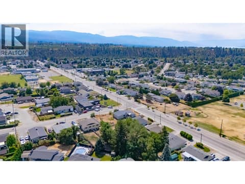 Photo 38 of 747 Hollywood Road S, Rutland South, Kelowna