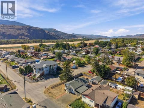 Photo 36 of 160 PARK Street, North Kamloops