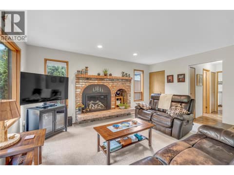 Photo 14 of 128 Ponderosa Place, Wiltse/Valleyview, Penticton