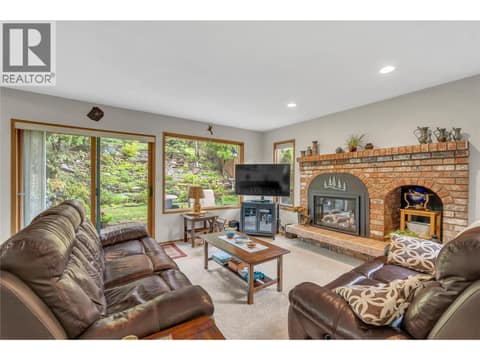 Photo 15 of 128 Ponderosa Place, Wiltse/Valleyview, Penticton